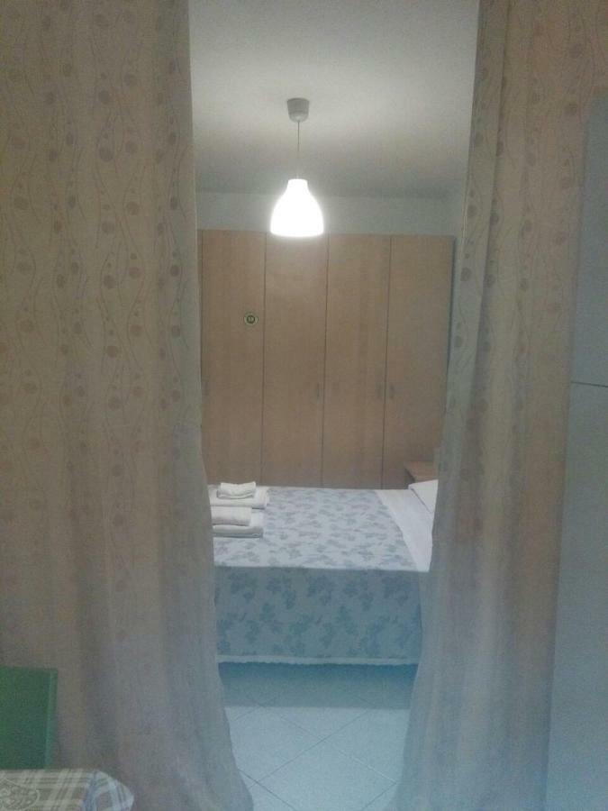 Residence Il Pino Saronno Exteriör bild